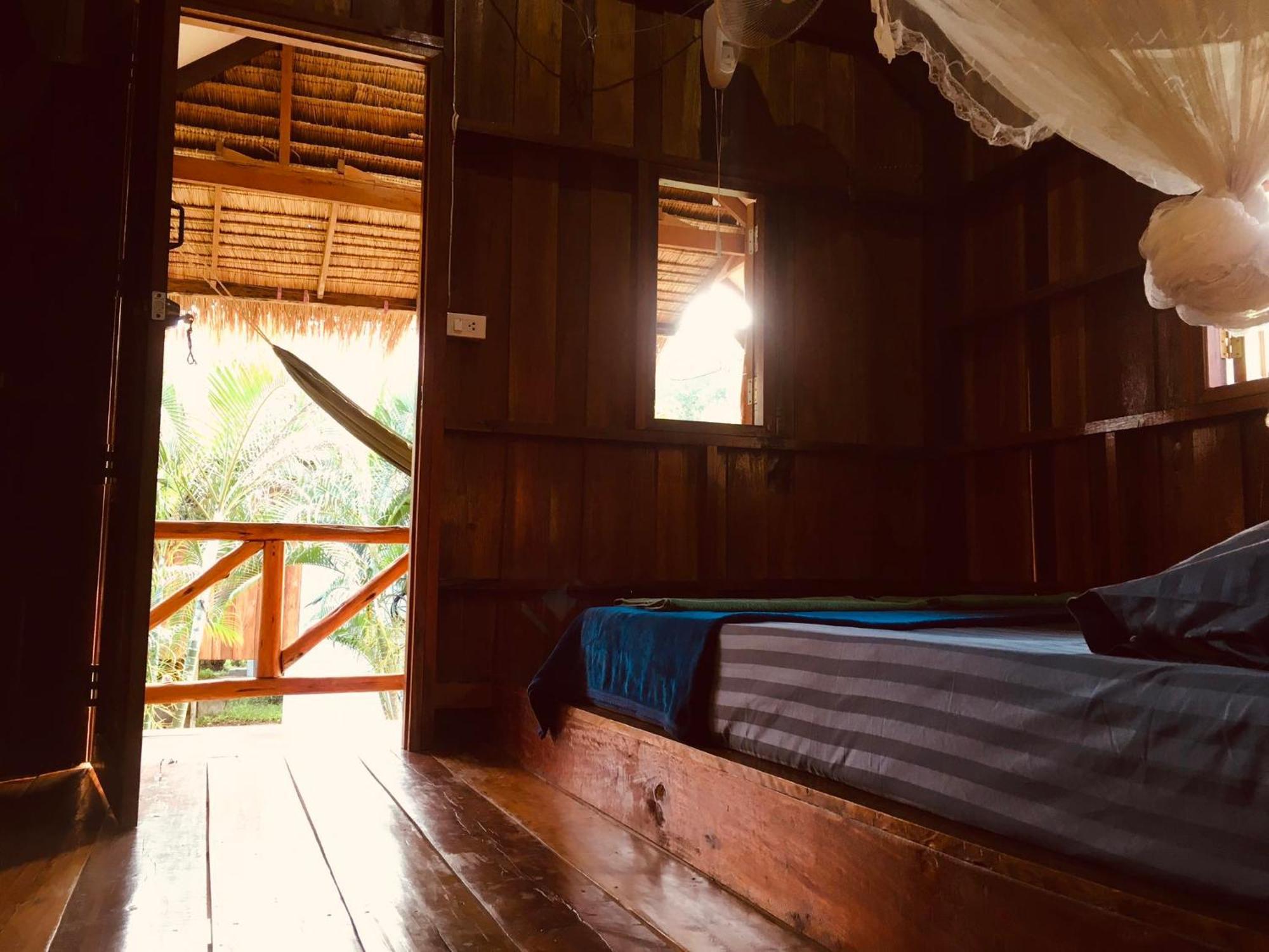 Seree Bungalows & Chill Bar Koh Chang Exterior photo